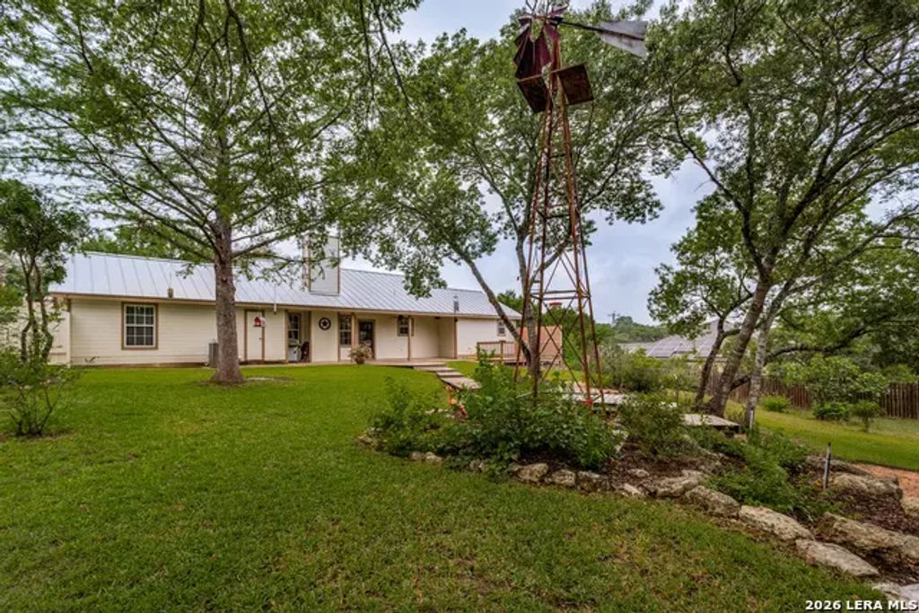 26371 Dull Knife Trl, San Antonio