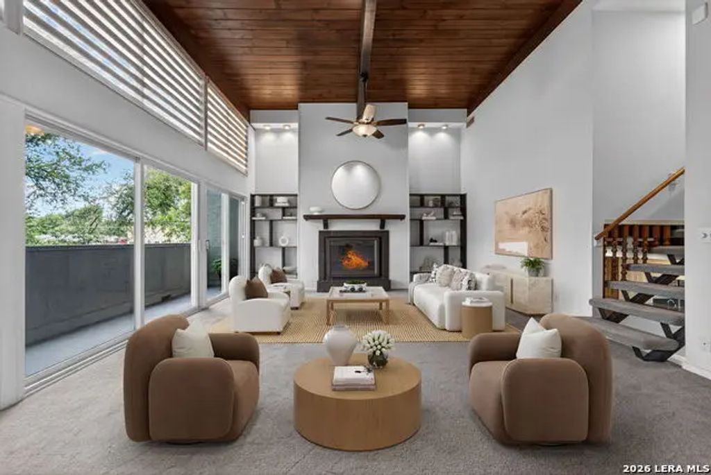 3102 Eisenhauer Rd D 28, San Antonio