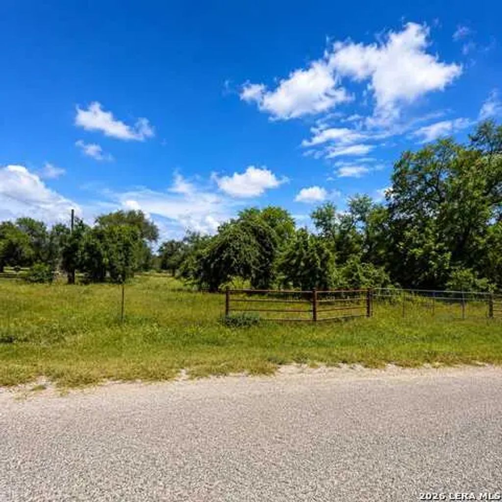 68749 E County Road 6871, Natalia