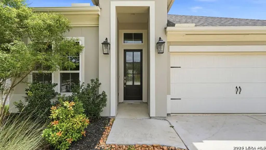 723 Arroyo Dorado, New Braunfels