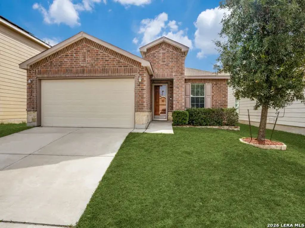 8922 Oakwood Park, San Antonio