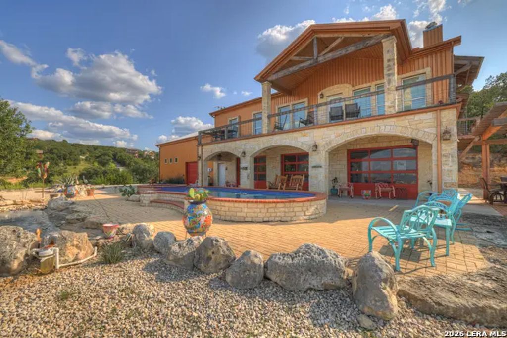2611 Westview, Canyon Lake