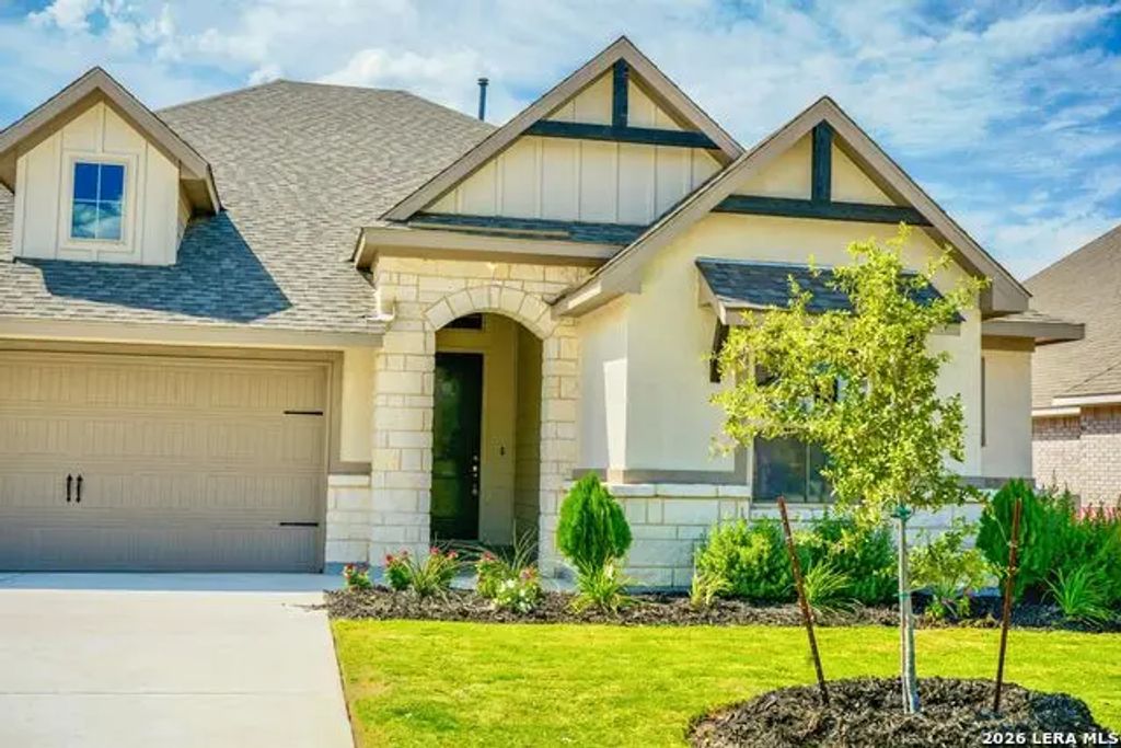 216 Fillmore Falls, Cibolo