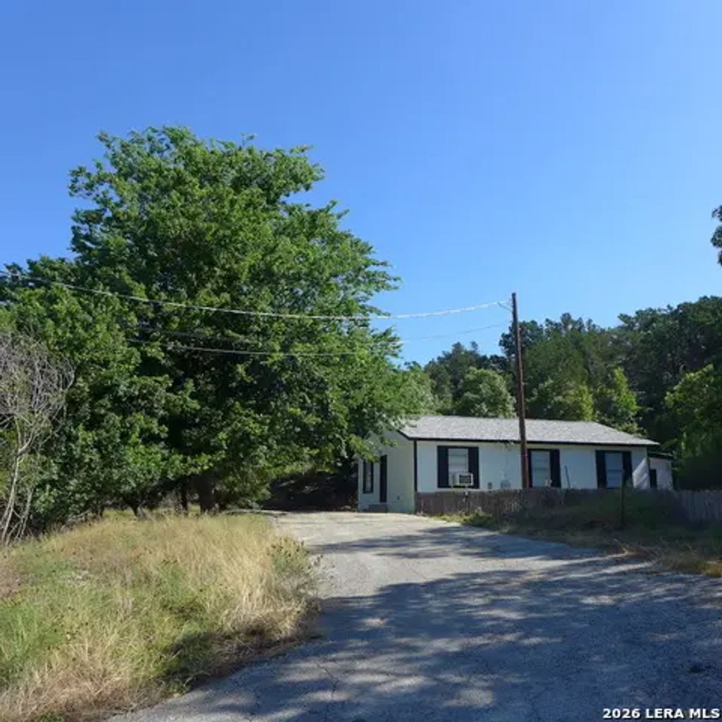260 Kerrville South Dr, Kerrville