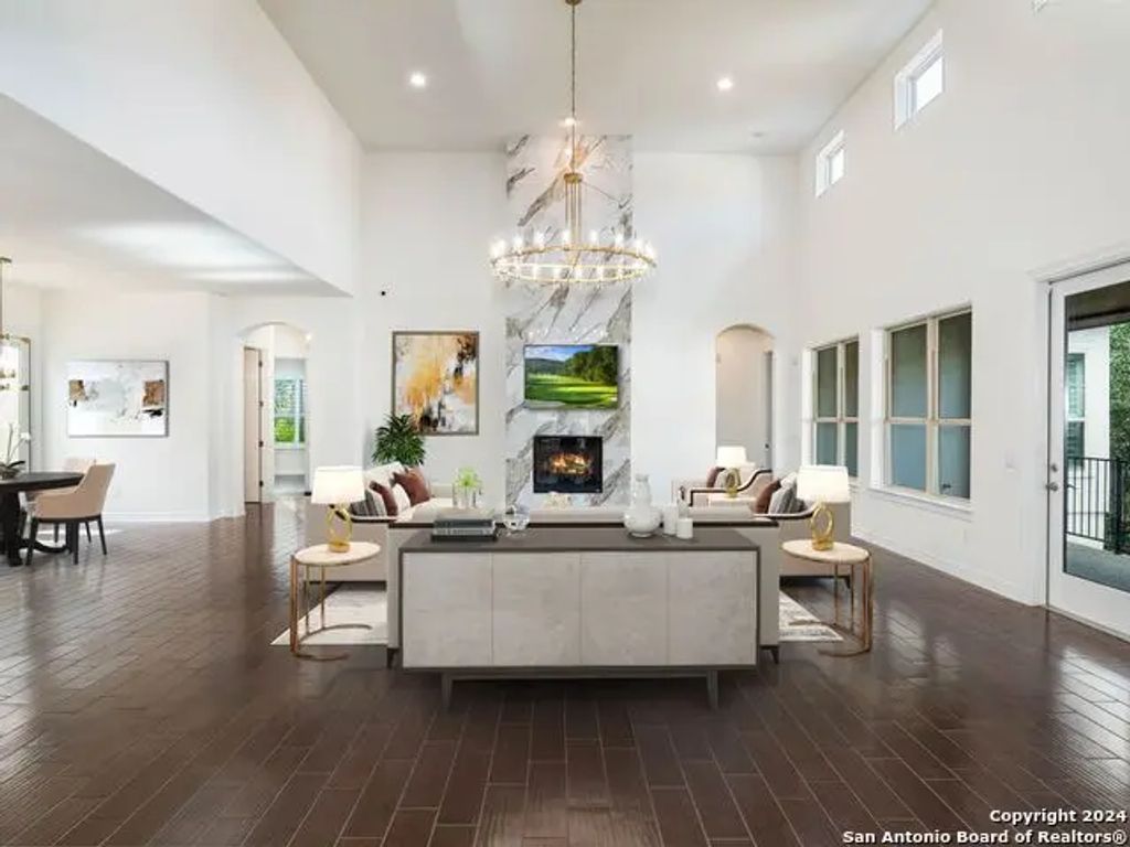 7222 Bluff Run, San Antonio