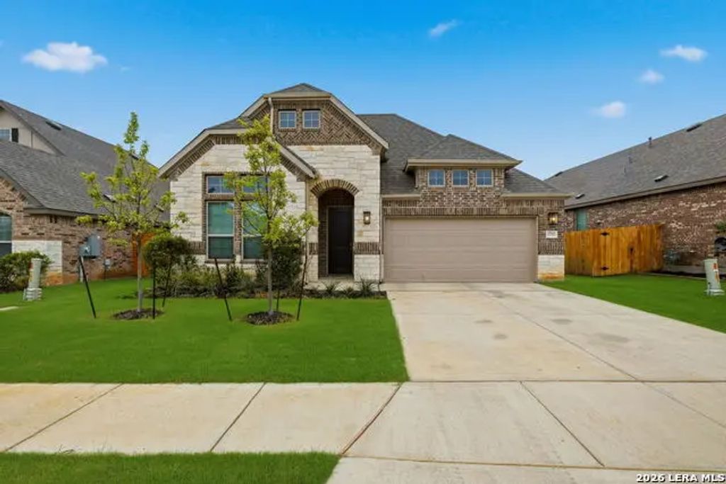 1752 Heritage Maples, New Braunfels