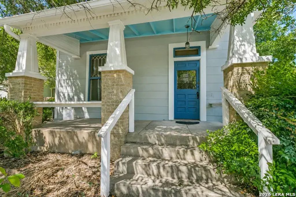 325 Cedar St, San Antonio