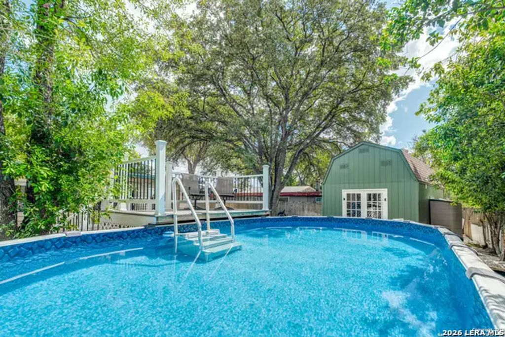 311 Waring Dr, San Antonio