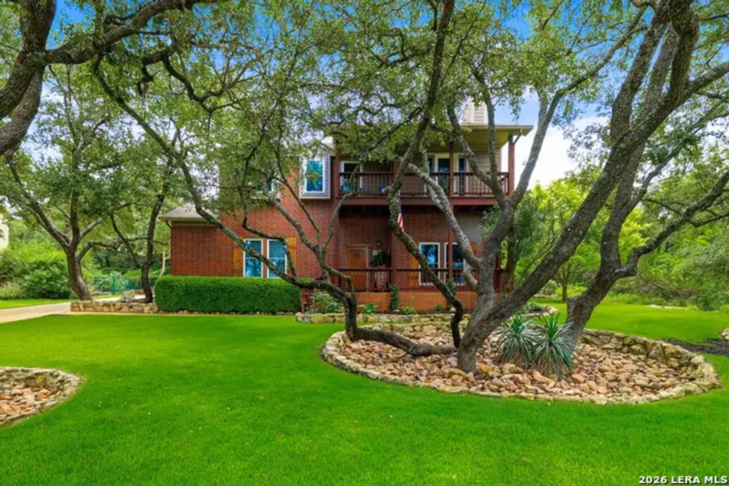 26272 Romance Point, San Antonio