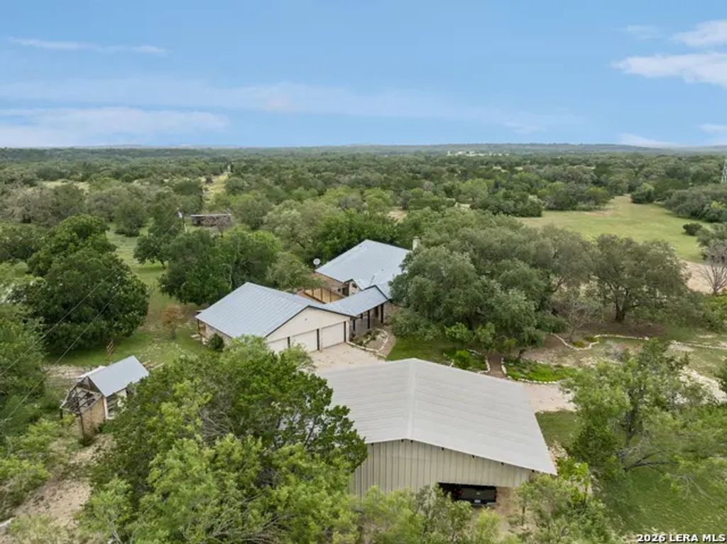 4125 County Road 251, Hondo