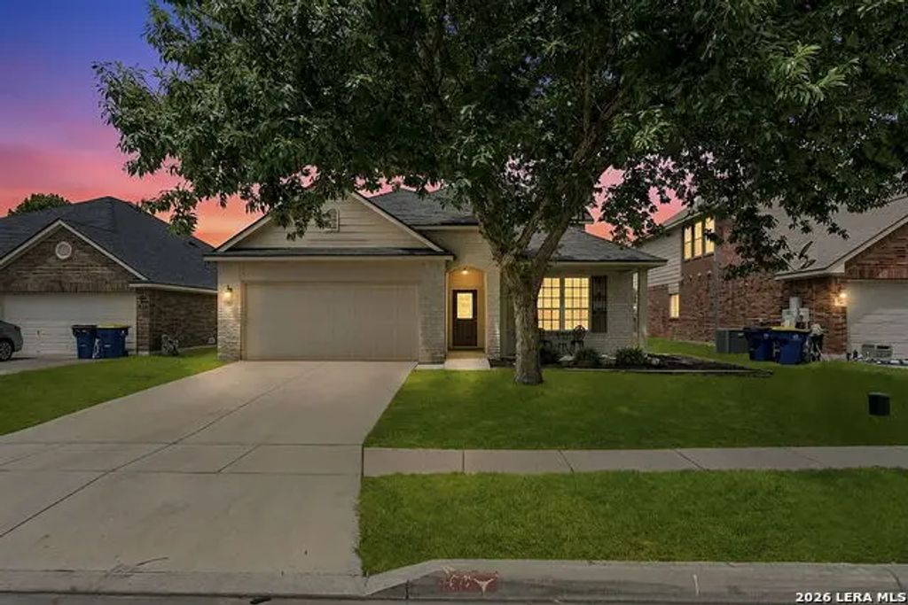 168 Niemietz Cv, Cibolo