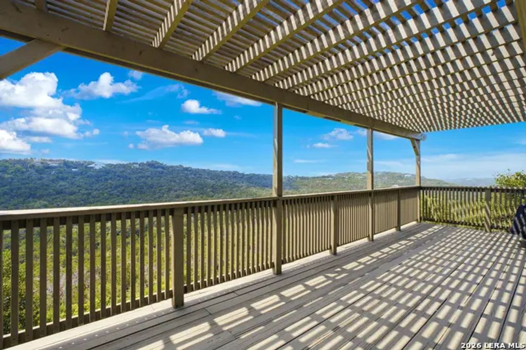 9846 Cash Mountain Rd, Helotes