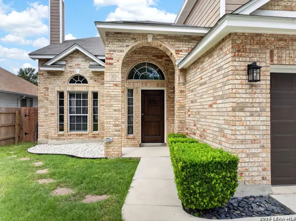 2110 Redwoods Crst, San Antonio
