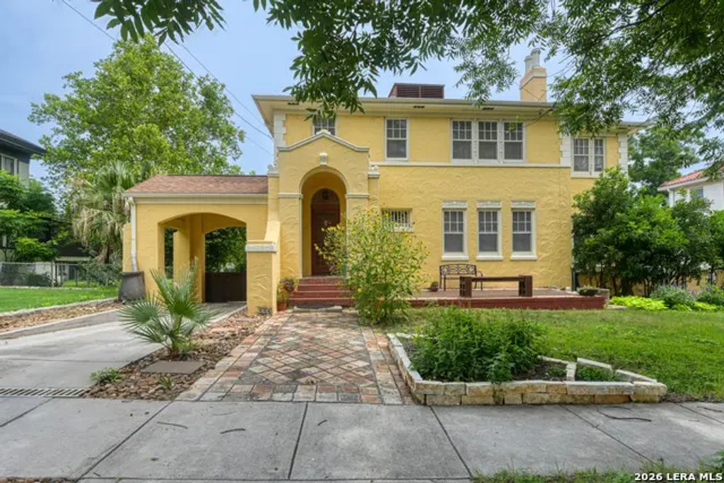 141 E Magnolia Ave, San Antonio