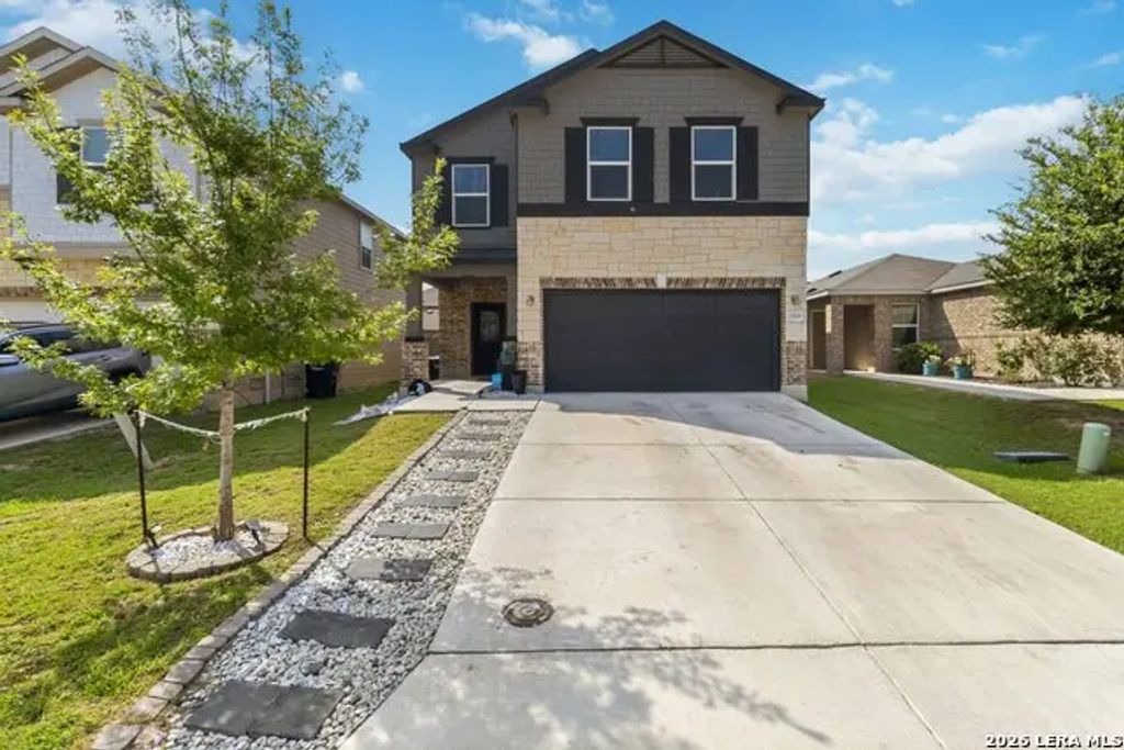 1918 Brandywine Dr, New Braunfels