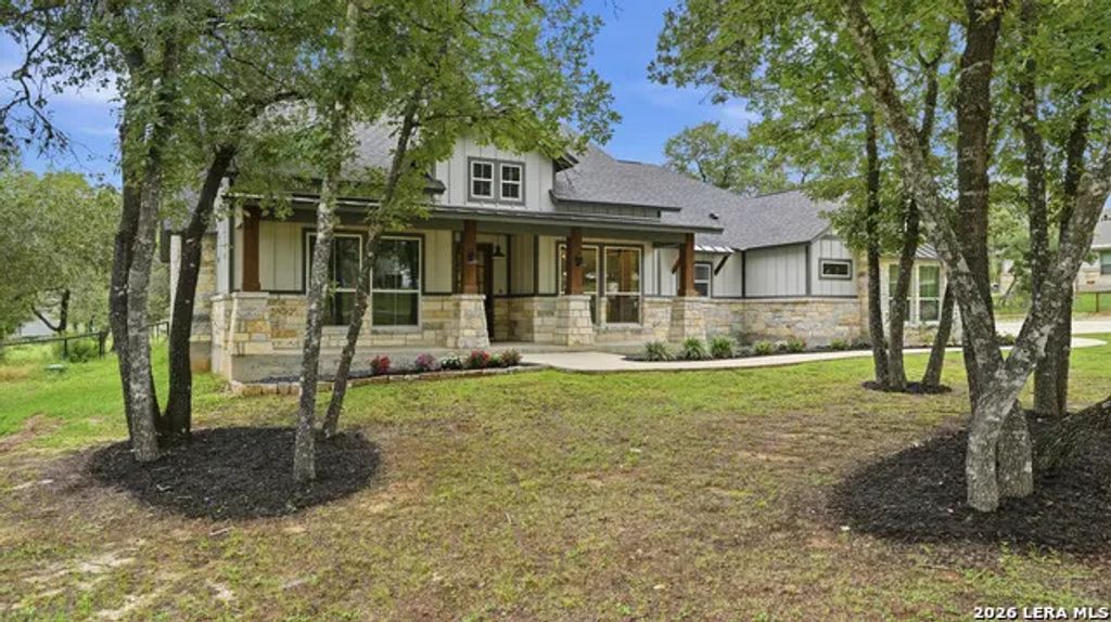 138 Wood Valley, Adkins