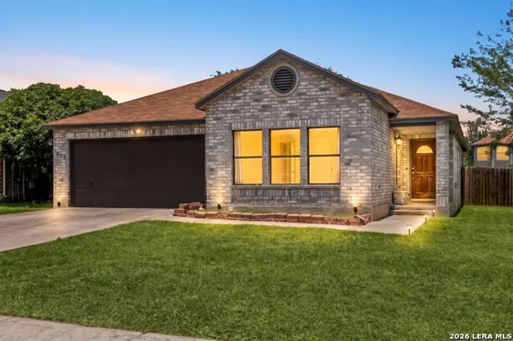 1073 Stone Trl, New Braunfels