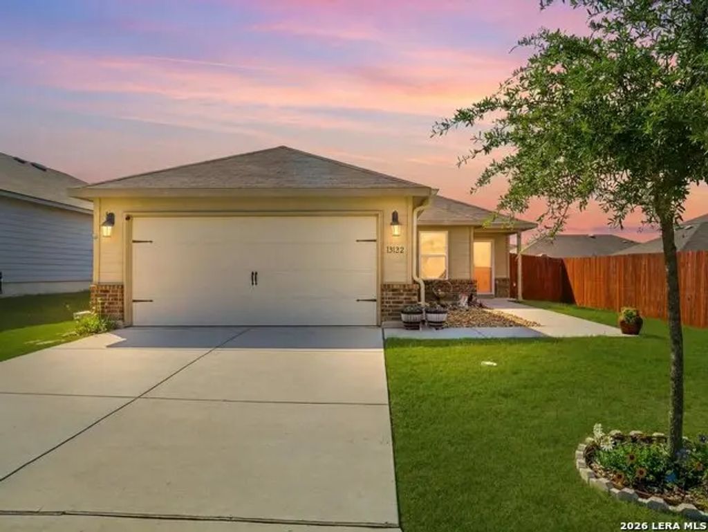 13122 Heathers Arrow, St Hedwig