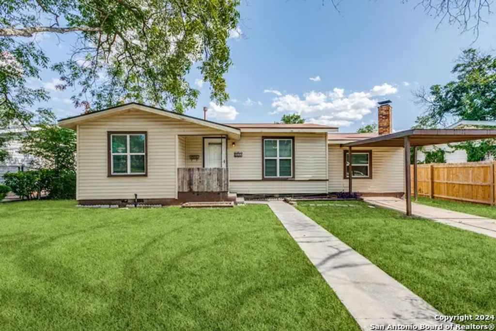 322 Byrnes Dr, San Antonio