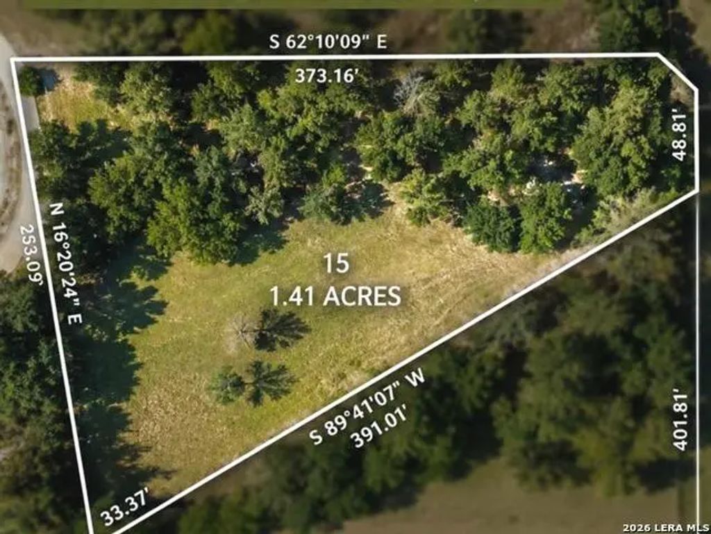 155 Hidden Ranch Ct, Floresville