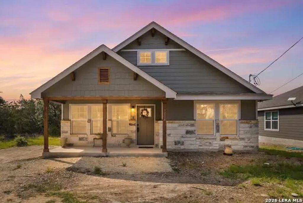 1314 Cedar Grove Trl, Spring Branch