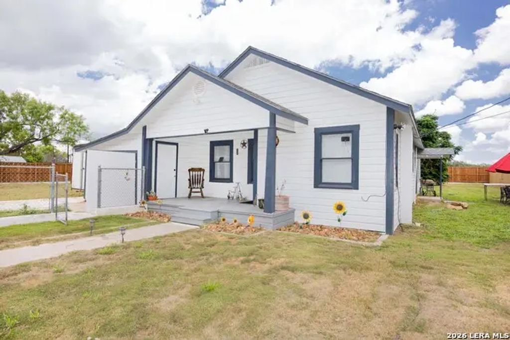 523b Rossville, Devine
