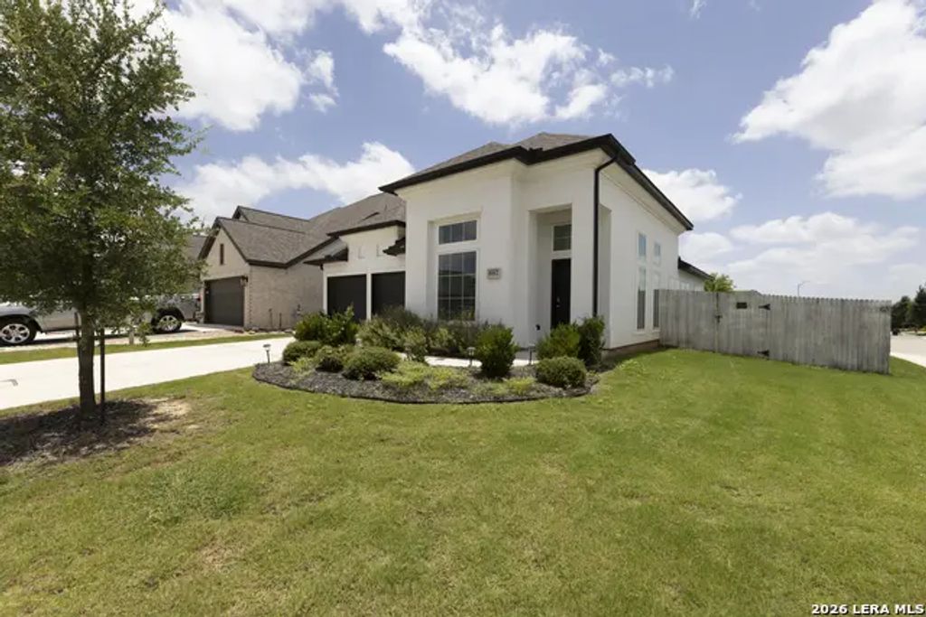 667 Arroyo Sierra, New Braunfels