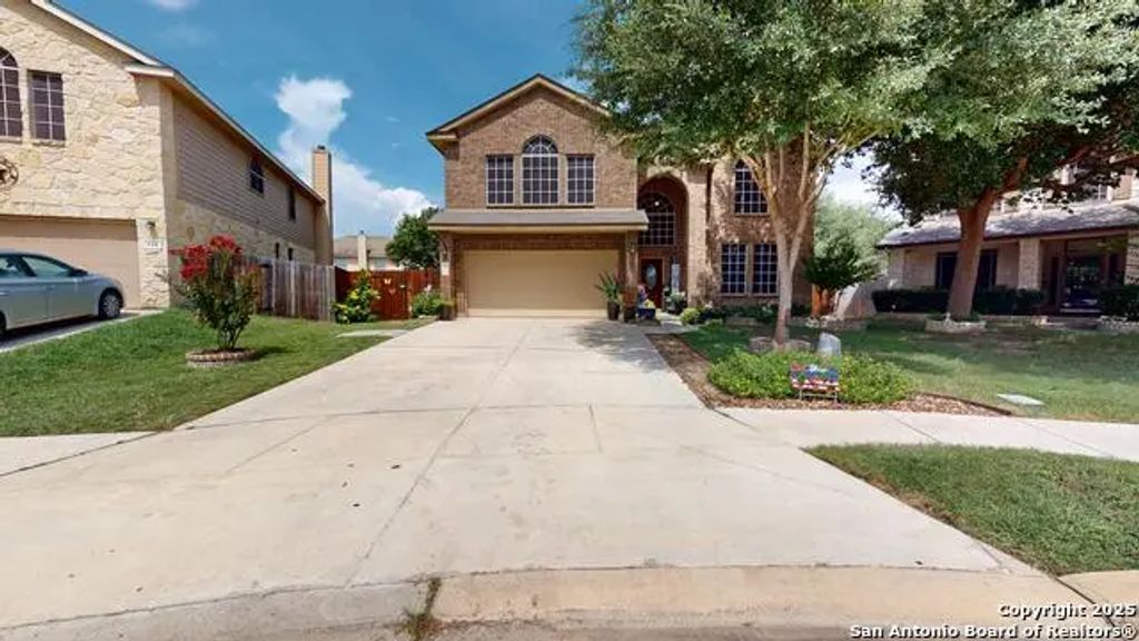 522 Baltustrol Dr, Cibolo
