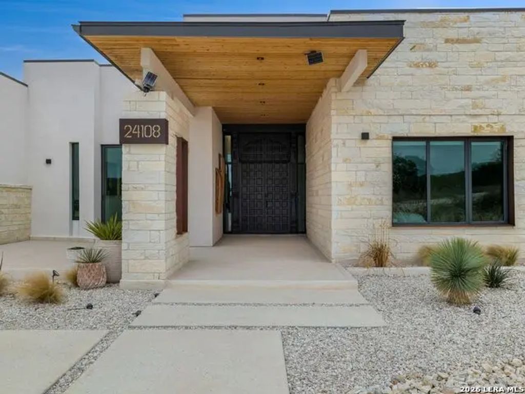 24108 Tres Arroyos, San Antonio