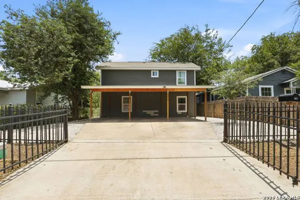 1522 S Elmendorf, San Antonio