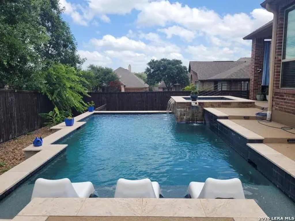2619 Ladera Bnd, San Antonio
