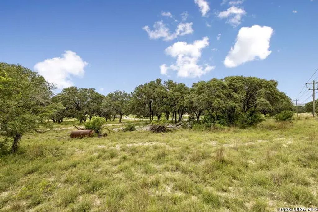 Tract 21 - 26 Seewald, Boerne