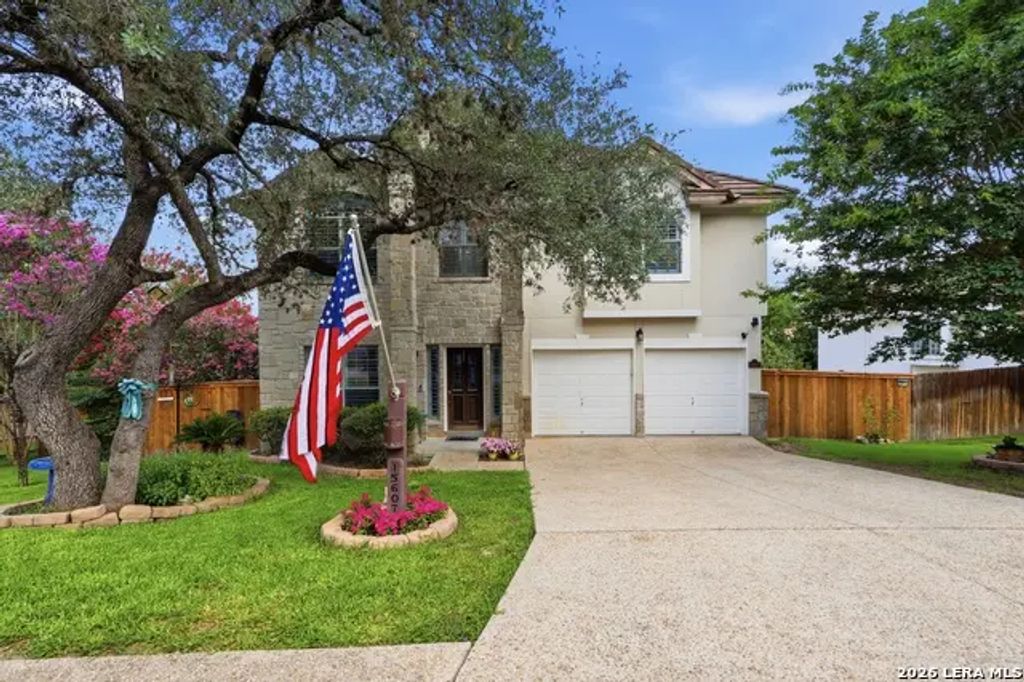 15607 Mission Crst, San Antonio