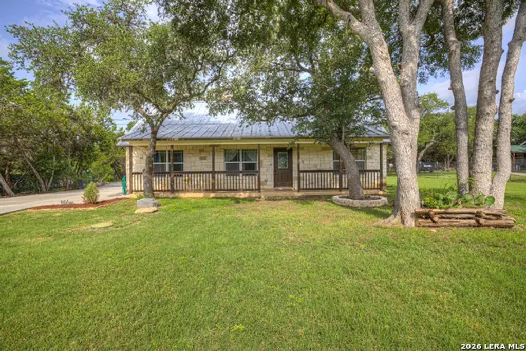 1840 Rustic Oak Ln, Spring Branch
