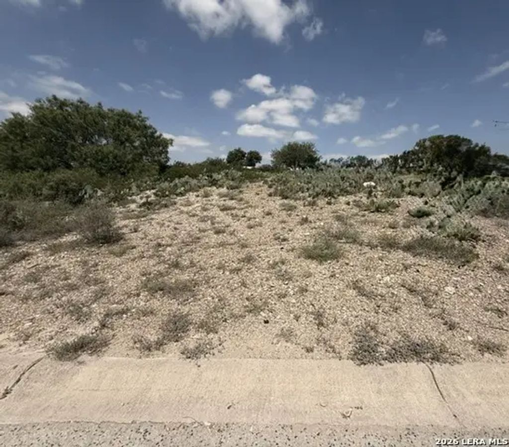 138 N Elder St., Del Rio
