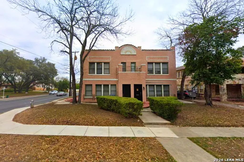 400 W Lynwood Ave, San Antonio