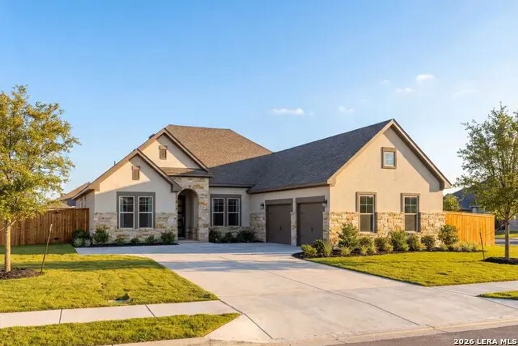 217 Matthew Path, Castroville
