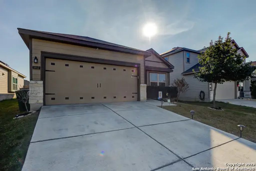 5910 Tranquil Dawn, San Antonio