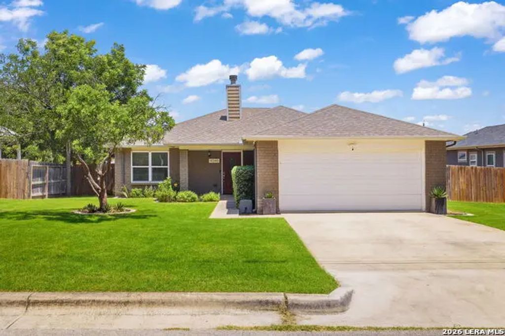 8345 Old Austin Rd, Selma