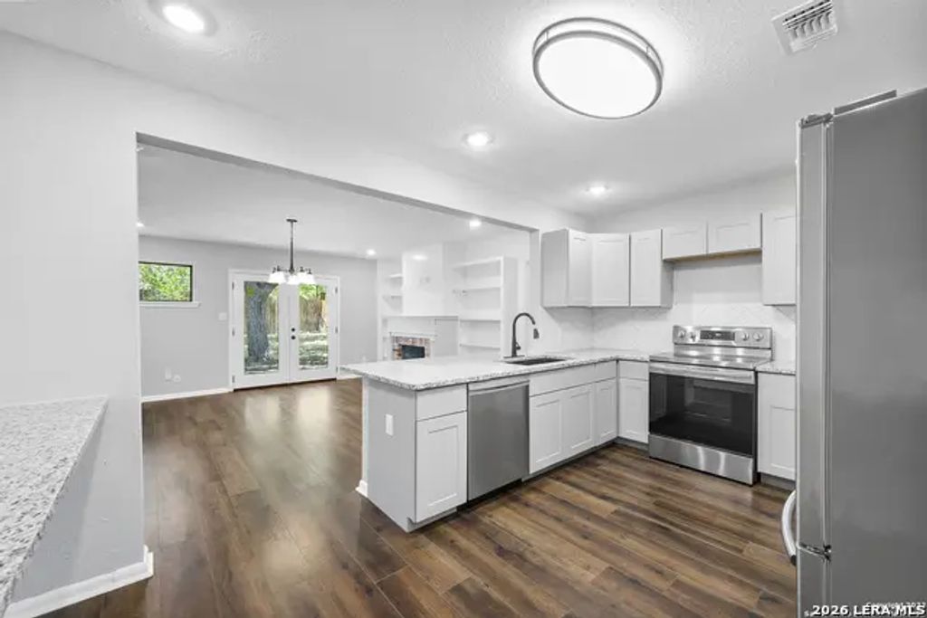 145 Addax Dr, San Antonio