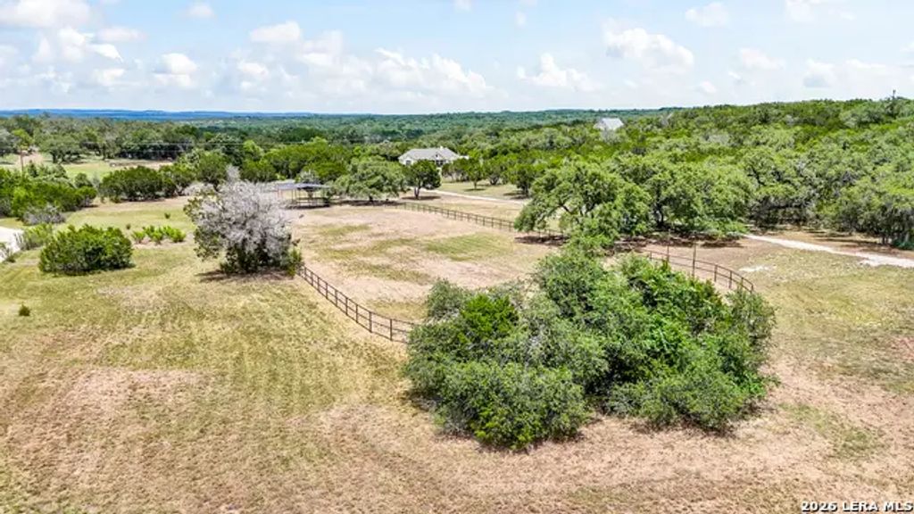 796 N Stallion Estates Dr, Spring Branch