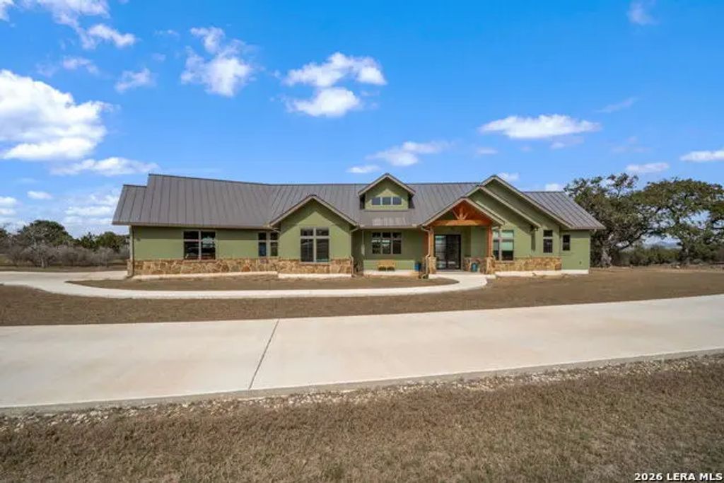 236 Bridle Chase, Bandera