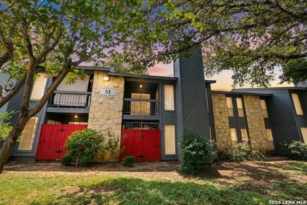 3843 Barrington St #250m, San Antonio
