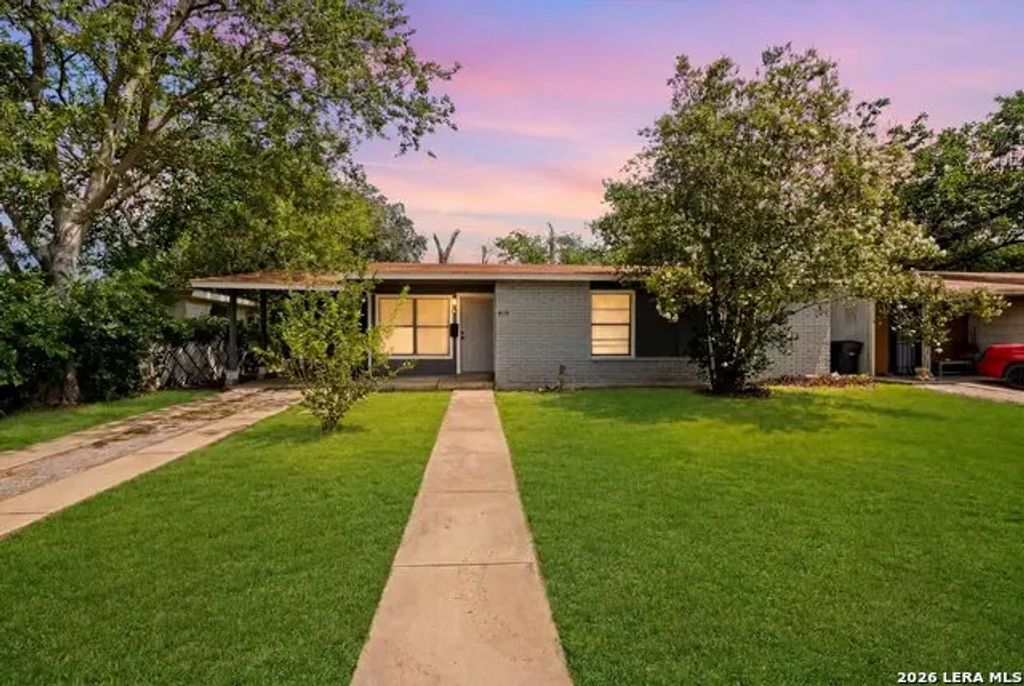 4359 Wild Oak Dr, San Antonio