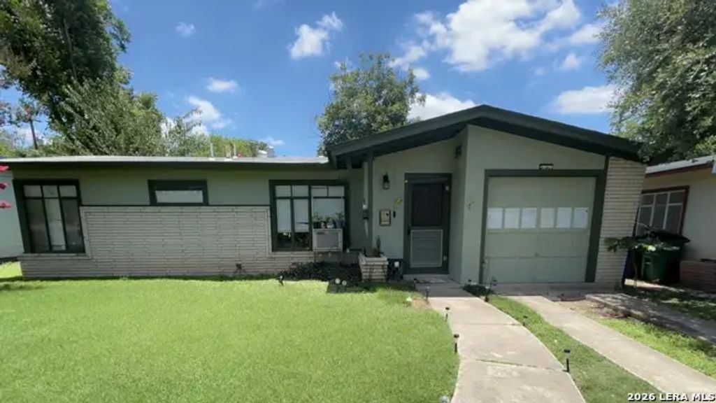 106 Cyril, San Antonio