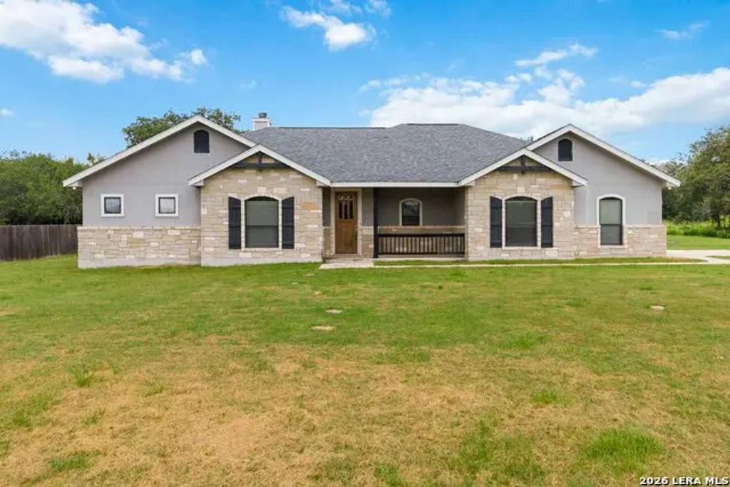 137 Sendera Crossing, La Vernia