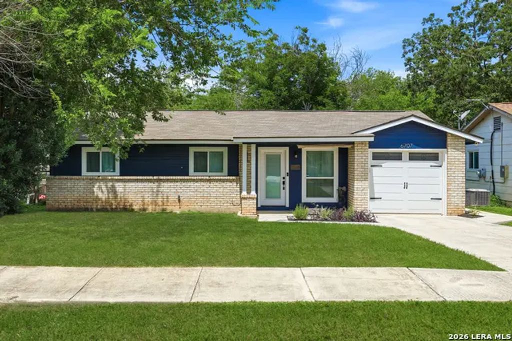 6707 Pear Tree, San Antonio