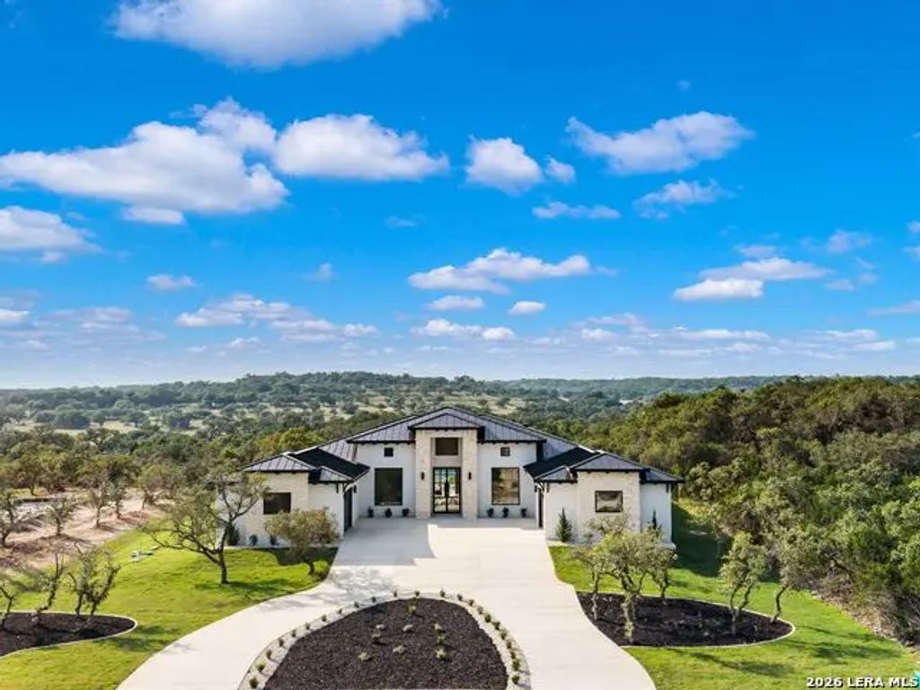 116 Fortunate Son, Boerne