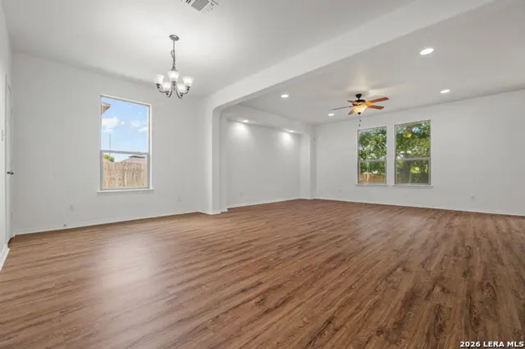 1464 Jordan Xing, New Braunfels
