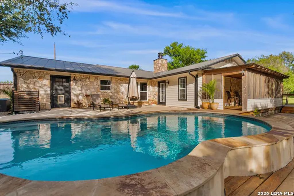 105 Jacob Dr, Boerne